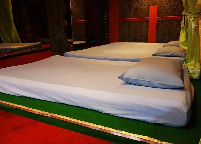 Bavana Hotel 3*